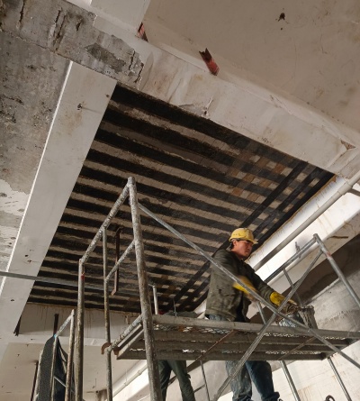 南寧青秀區(qū)民歌湖改造項(xiàng)目樓板碳纖維加固工程案例